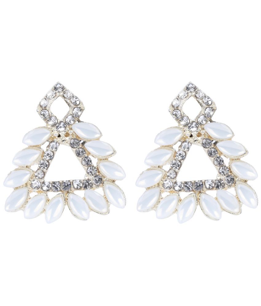     			Sunhari Jewels - White Stud Earrings ( Pack of 1 )