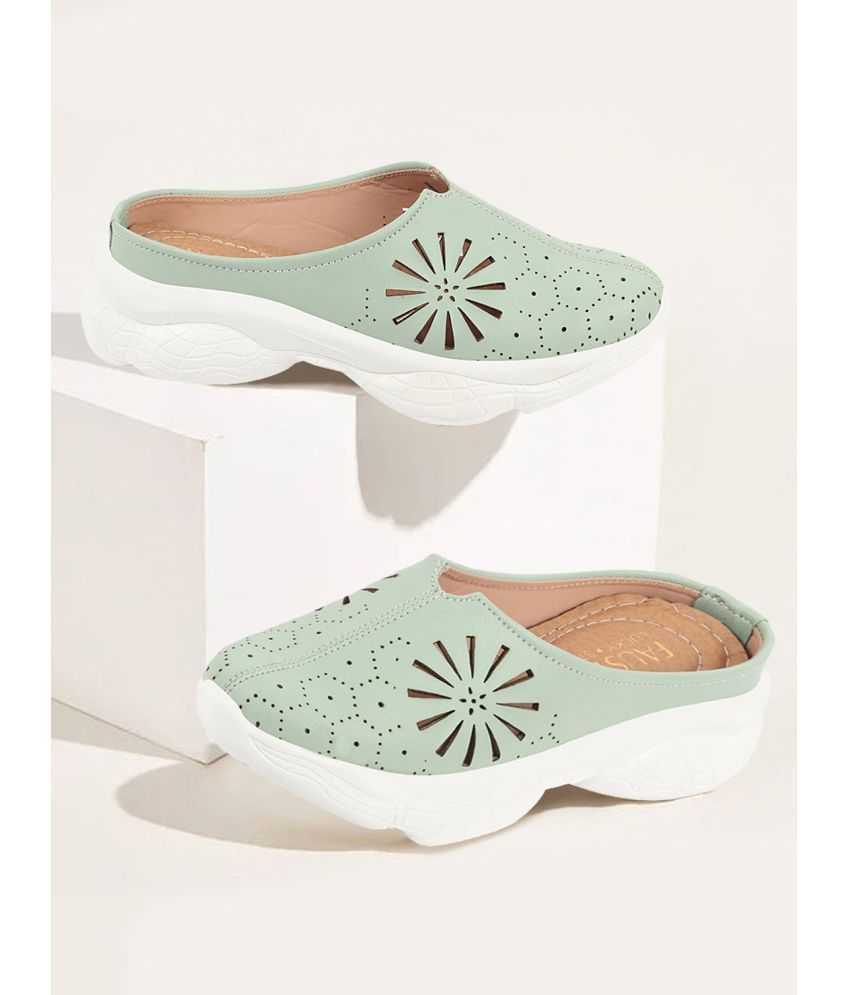     			Fausto - Green Women's Slip On