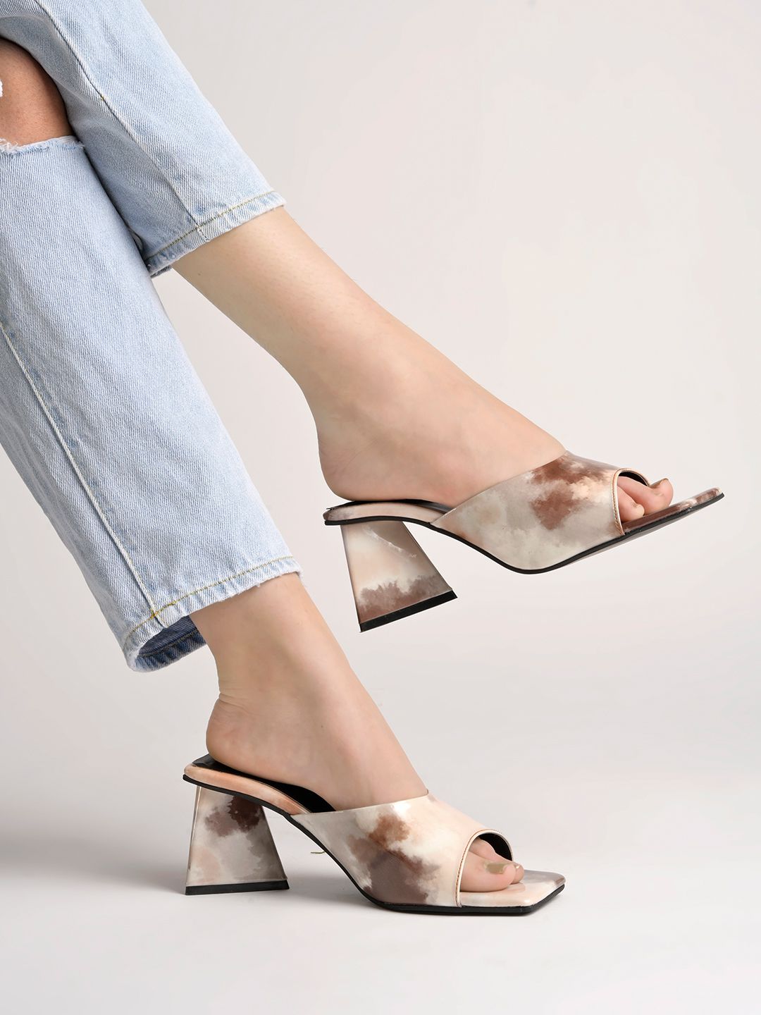    			Shoetopia - Brown Women's Slip On Heels