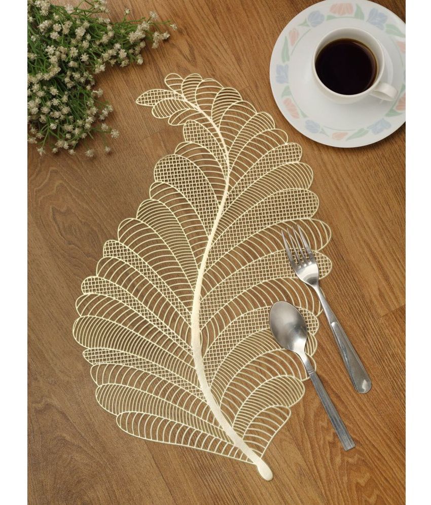     			HOMETALES PVC Floral Rectangle Table Mats (44 cm x 29 cm) Pack of 2 - Gold