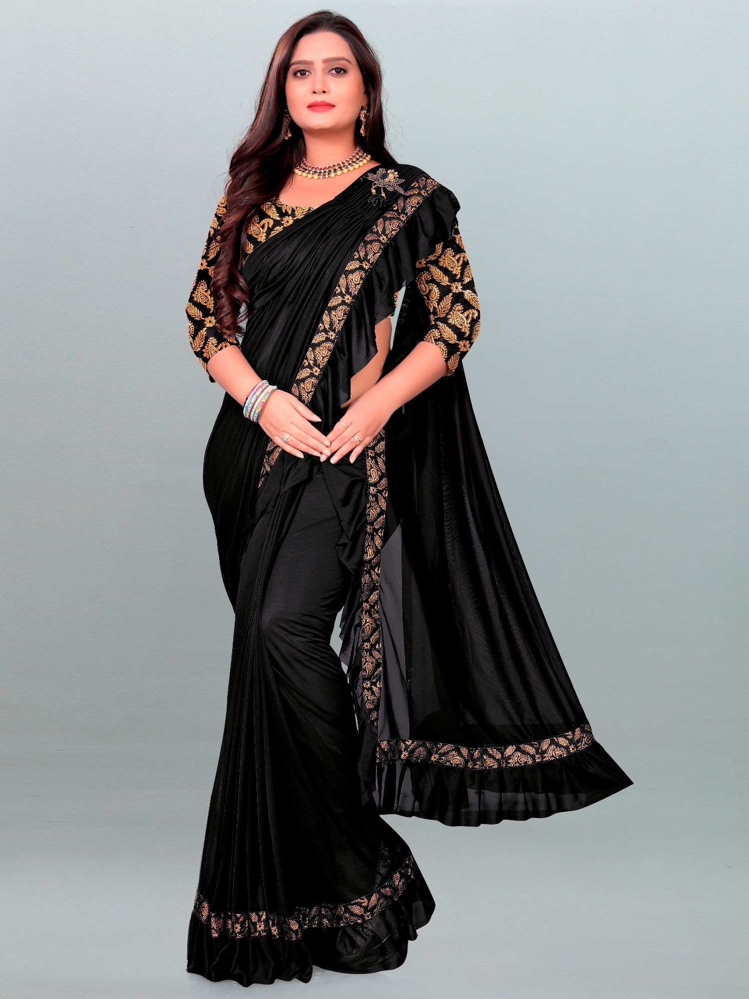     			Apnisha - Black Lycra Saree With Blouse Piece ( Pack of 1 )