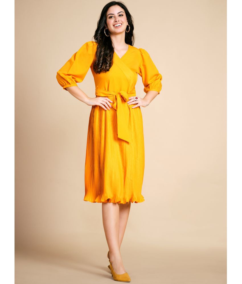     			Glomee - Yellow Polyester Women's Fit & Flare Dress ( Pack of 1 )