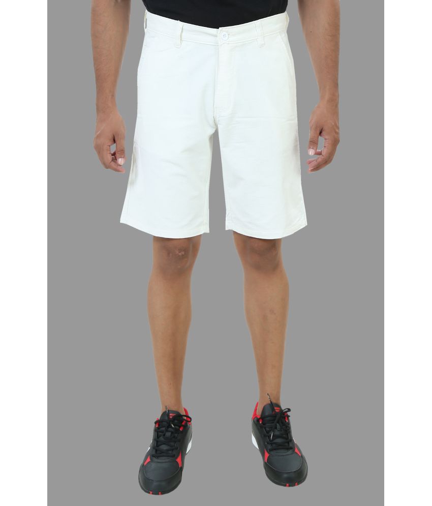     			plounge - Off-White Cotton Blend Men's Chino Shorts ( Pack of 1 )