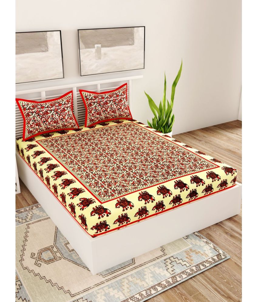     			Uniqchoice Cotton Floral Double Bedsheet with 2 Pillow Covers - Red