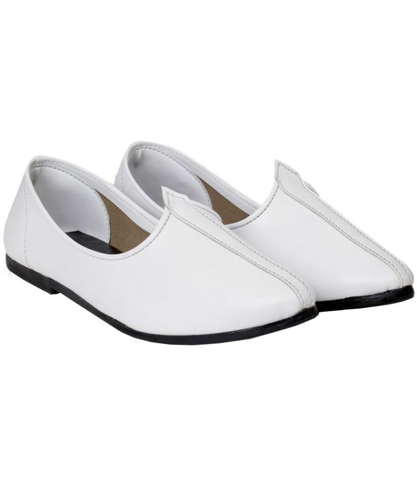     			vitoria - White Men's Mojaris