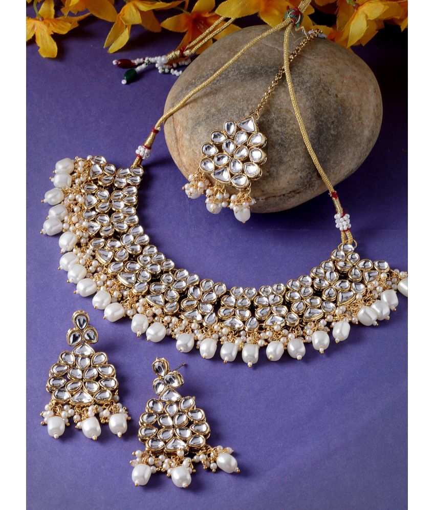     			Sukkhi White Alloy Necklace Set ( Pack of 1 )