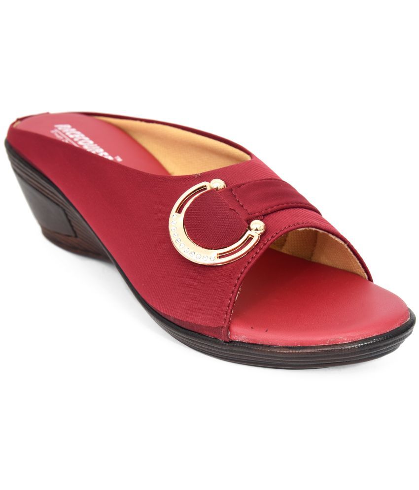     			Racecourse - Maroon Women's Slip On Heels