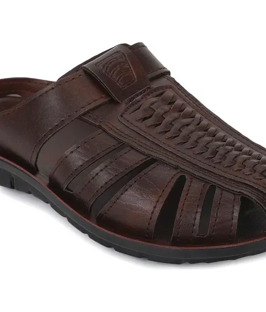 18 Best Leather Sandals for Men 2024, Tested by Style Experts