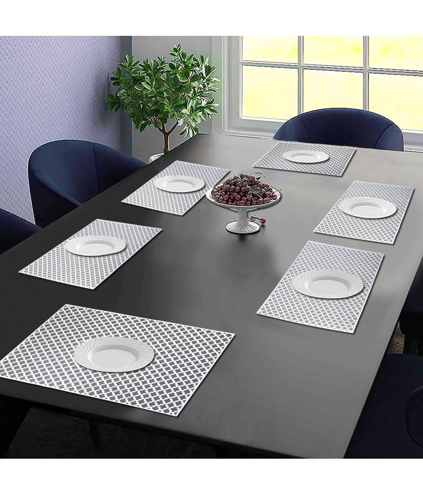     			HOMETALES PVC Geometric Rectangle Table Mats ( 45 cm x 30 cm ) Pack of 6 - Silver