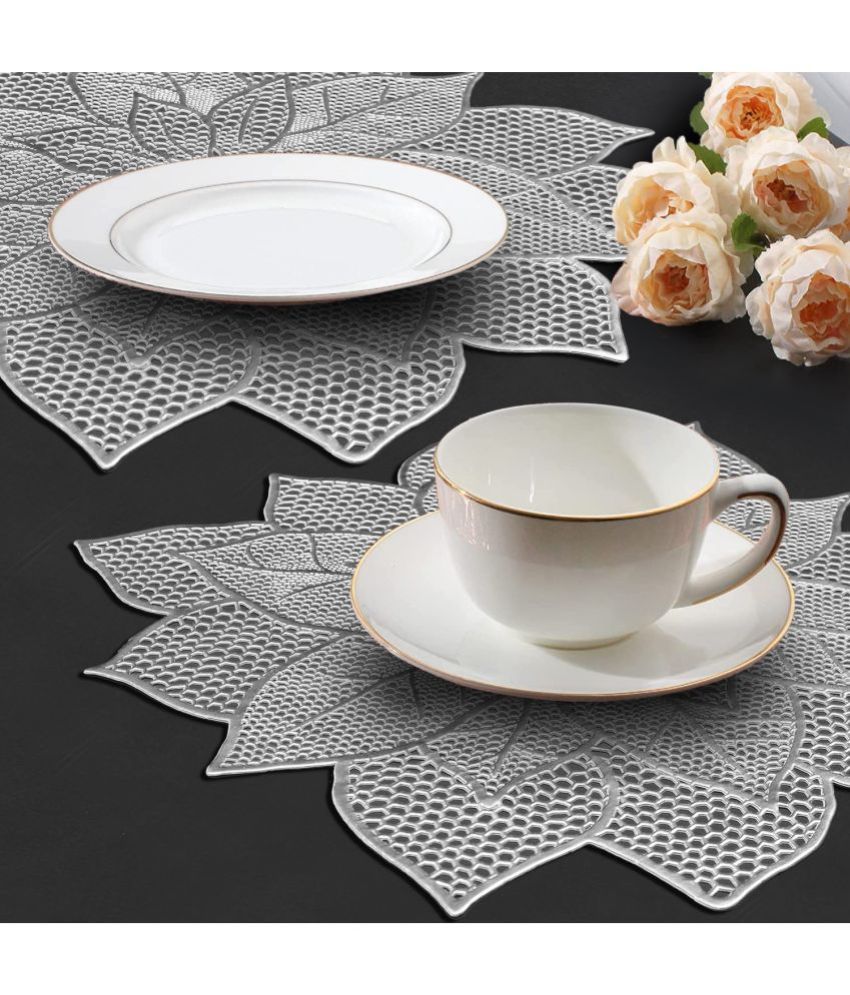     			PVC Floral Round Table Mats ( 47 cm x 47 cm ) Pack of 2 - Silver