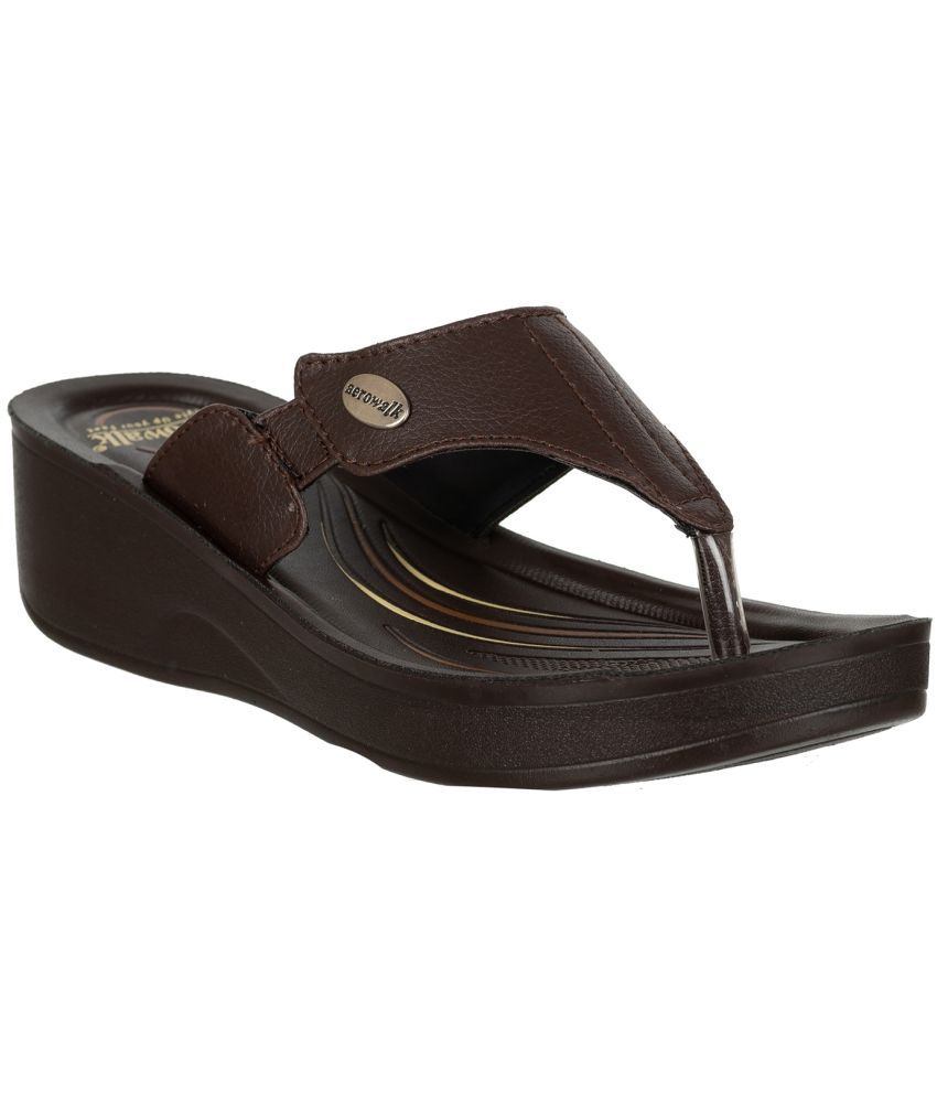     			Aerowalk - Brown Women's Slipper