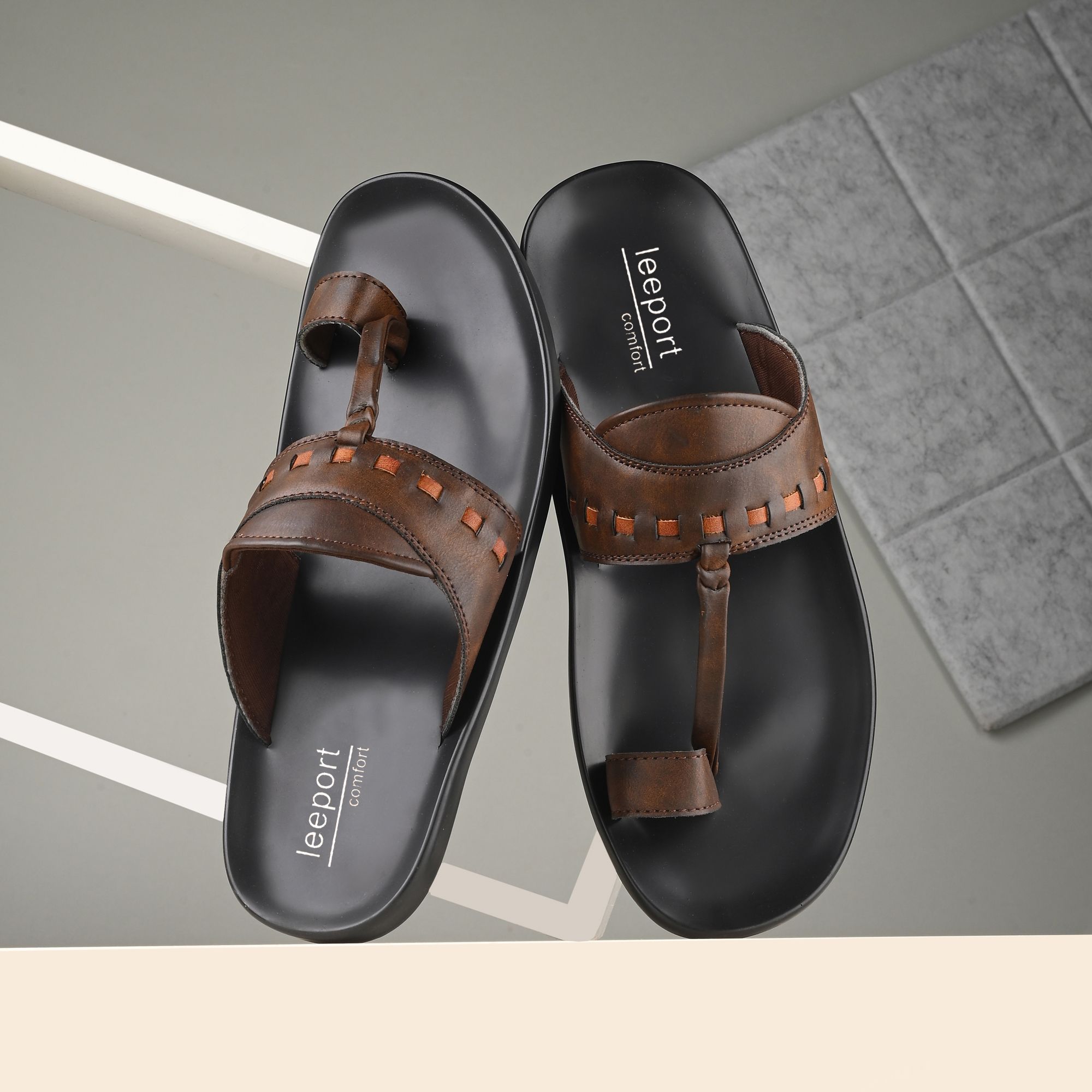 Leeport Brown Kolhapuri Chappal