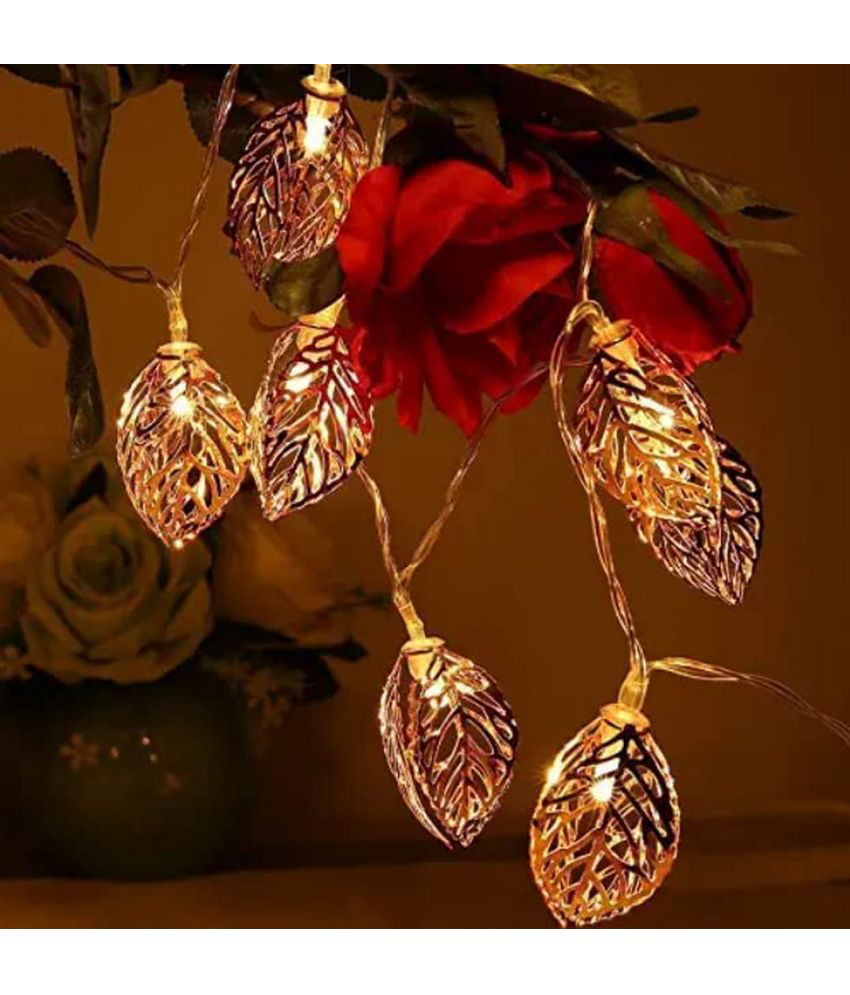     			Green Tales - Gold 3Mtr String Light ( Pack of 1 )