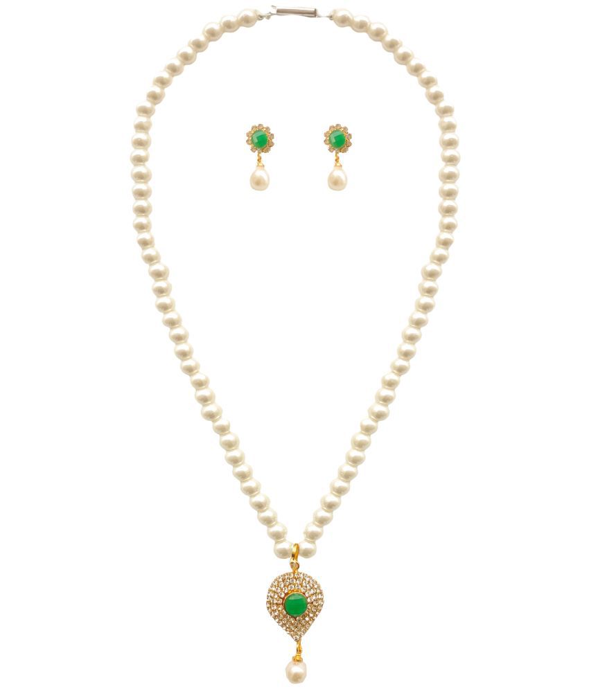     			KASHVI PEARLS AND JEWELLERS Green Pearls Necklace Set ( Pack of 1 )