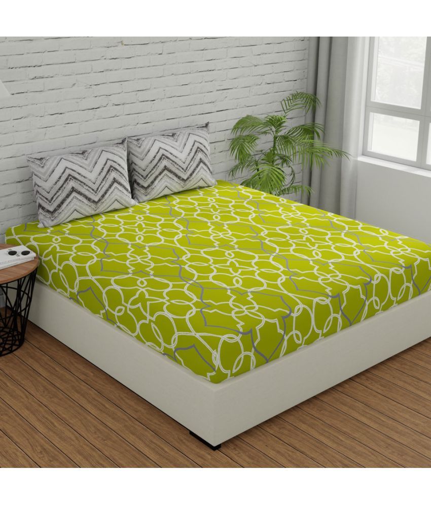     			Huesland Cotton Abstract King Size Bed Sheet With 2 Pillow Covers - Green