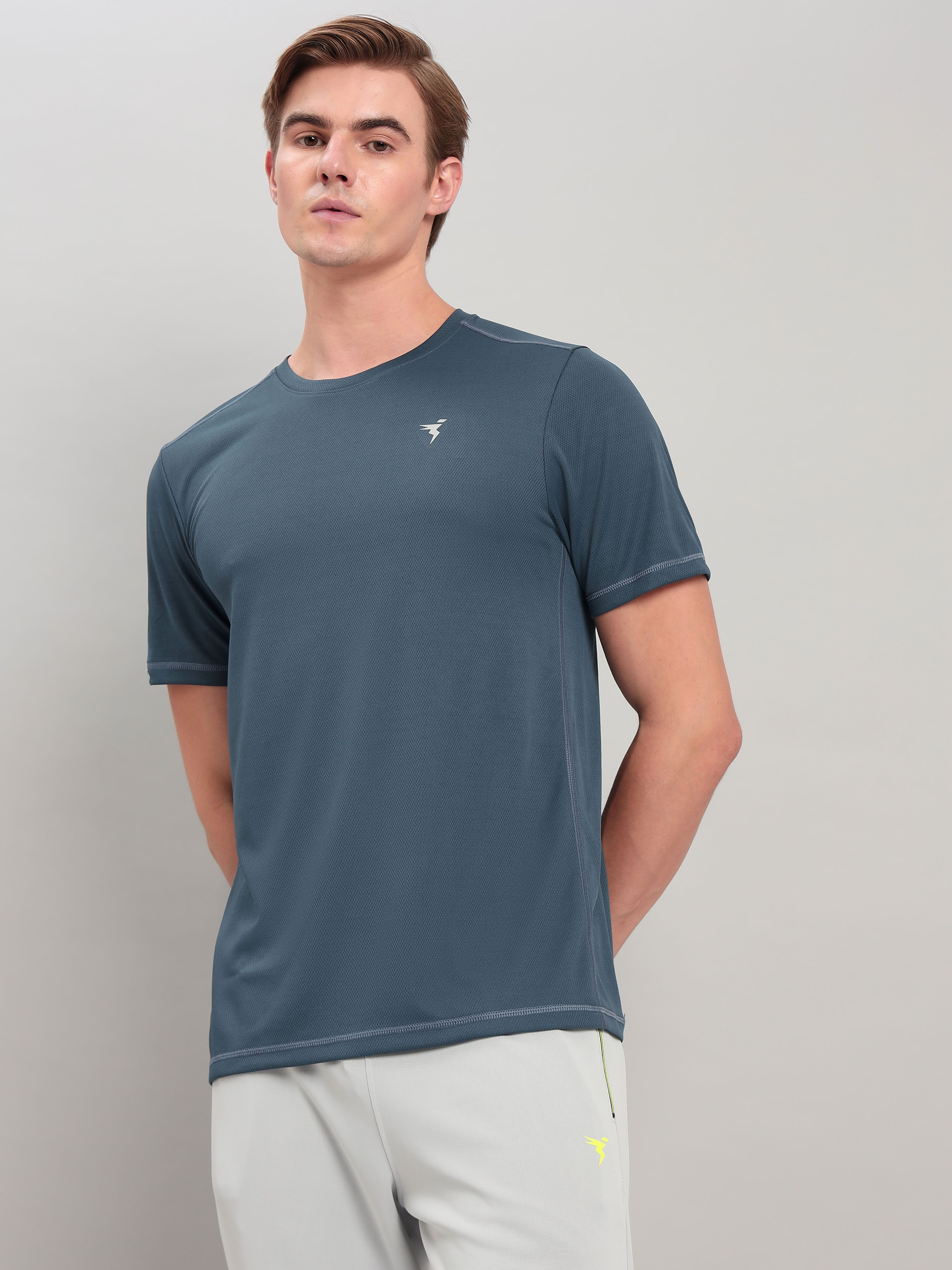     			Technosport Grey Polyester Slim Fit Men's Sports T-Shirt ( Pack of 1 )