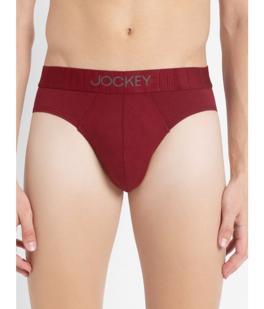     			Jockey IC31 Men Supima Cotton Elastane Solid Brief with Ultrasoft Waistband - Red Pepper