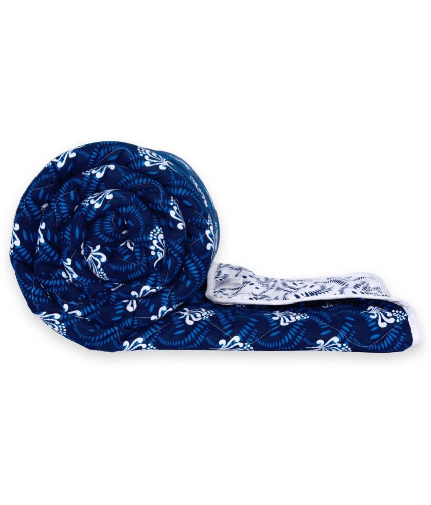     			DIVINE CASA Microfiber Floral Single Comforter ( 230 x 140 ) Pack of 1 - Blue