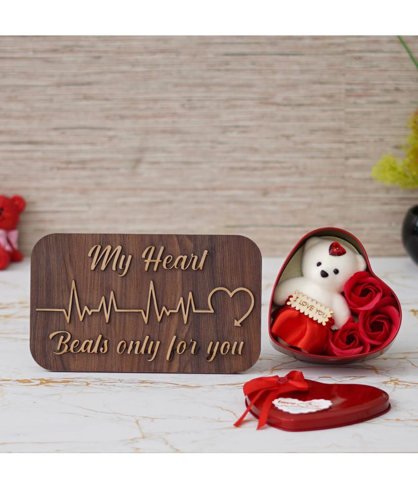     			eCraftIndia Brown Wood Valentine Hamper