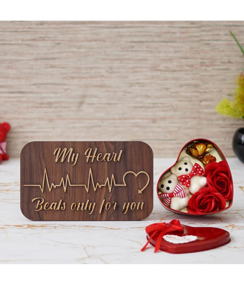     			eCraftIndia Brown Wood Valentine Hamper