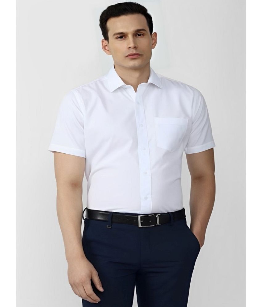     			Mandoth Cotton Blend Regular Fit Solids Half Sleeves Men's Casual Shirt - White ( Pack of 1 )