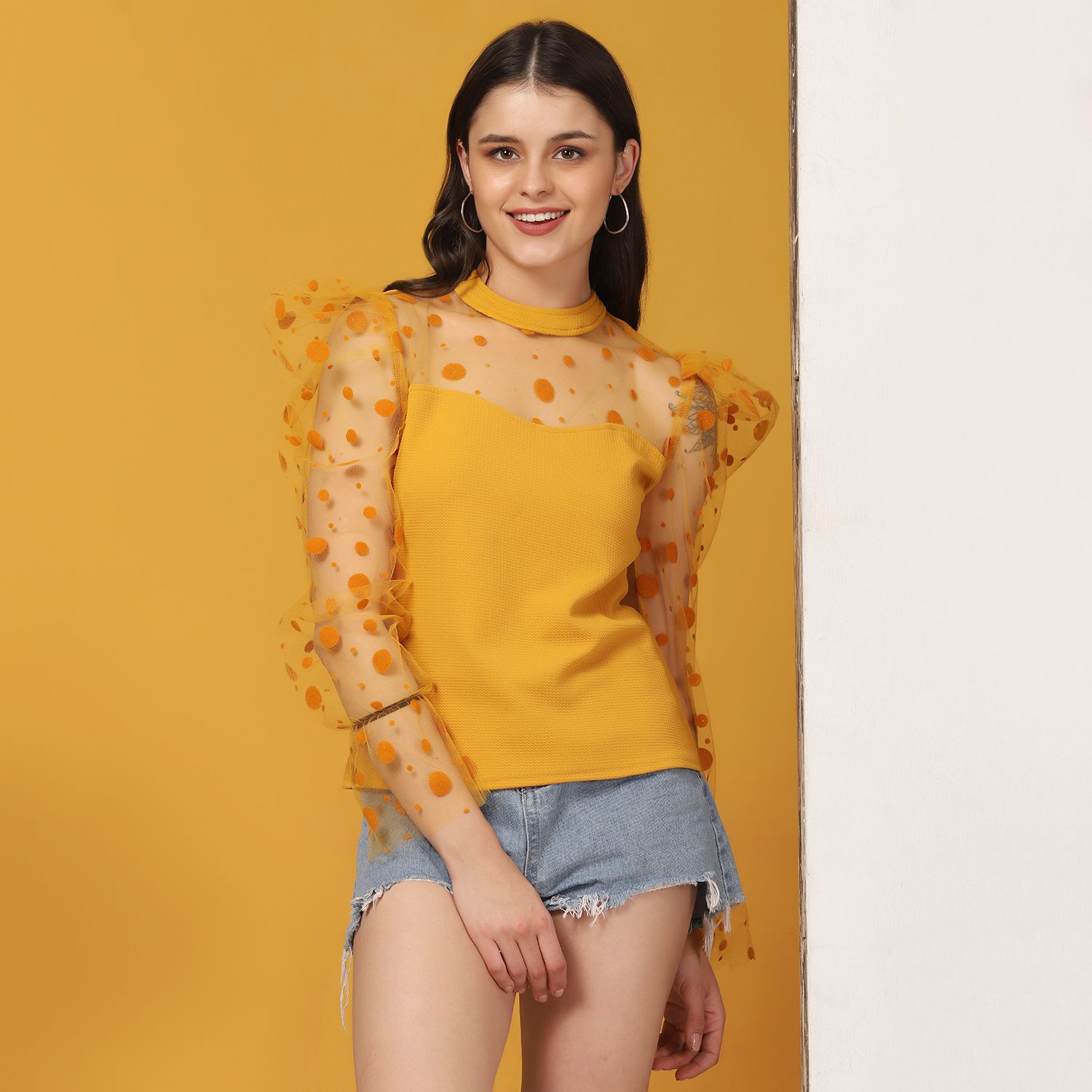     			BuyNewTrend Yellow Cotton Blend Women's Regular Top ( Pack of 1 )