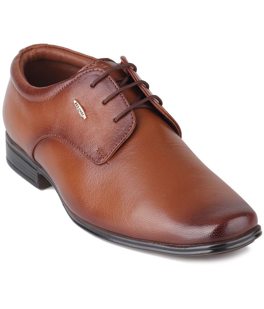     			Red Chief Tan Men's Derby Formal Shoes