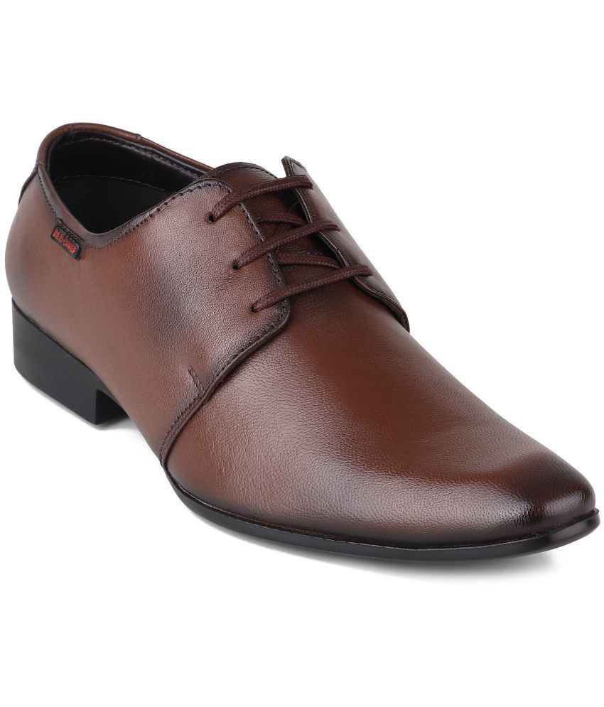     			Red Chief Tan Men's Derby Formal Shoes