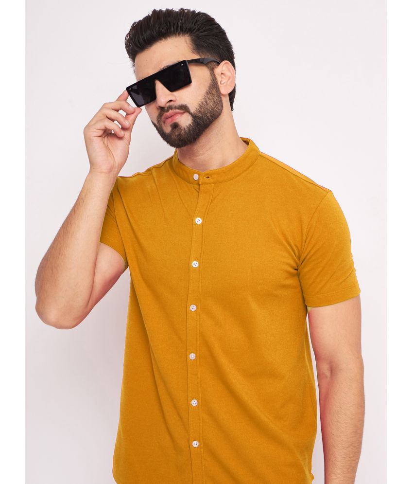     			GET GOLF Cotton Blend Regular Fit Solids Half Sleeves Men's Casual Shirt - Gold ( Pack of 1 )