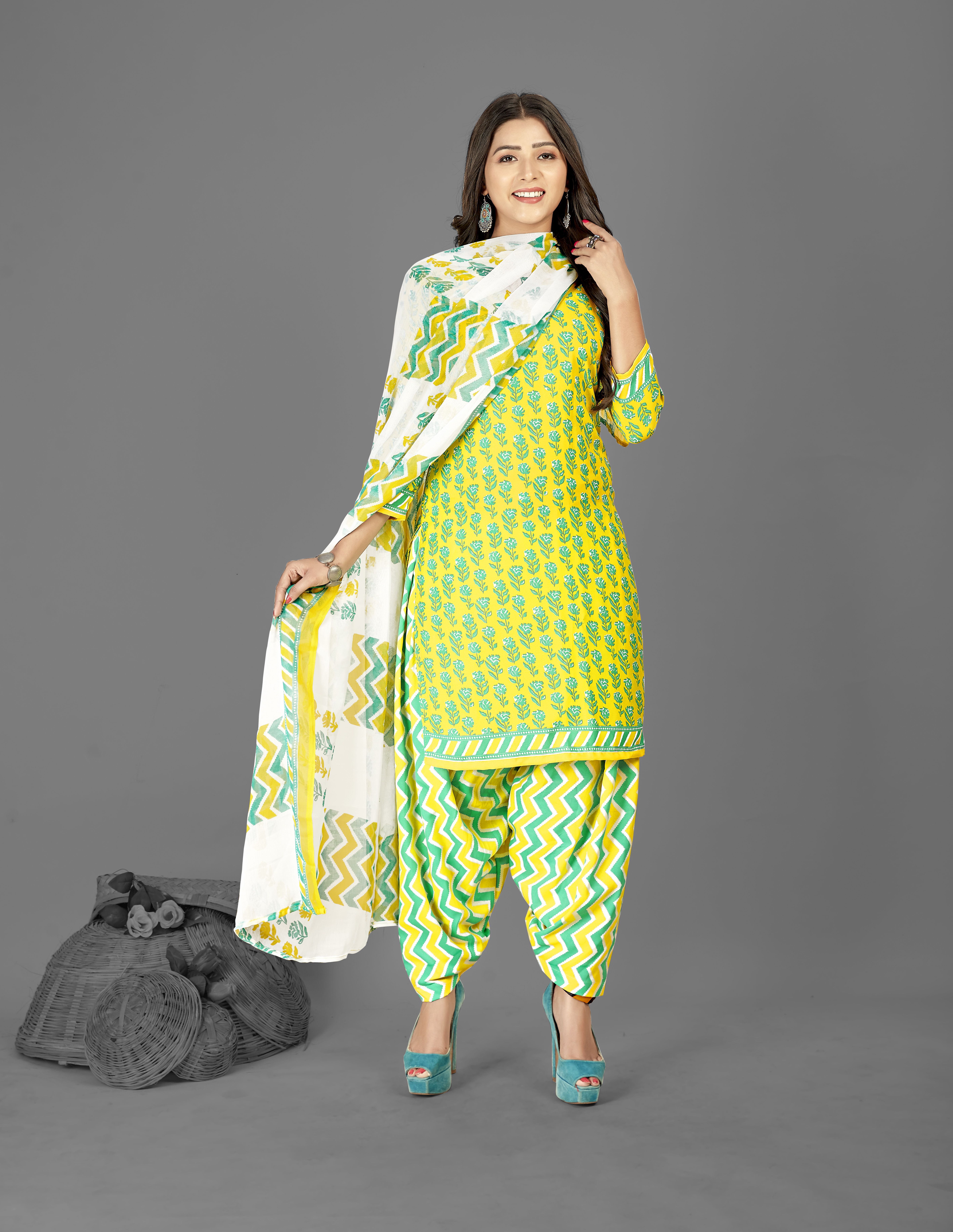     			Kashvi Unstitched Crepe Printed Dress Material - Multicolor ( Pack of 1 )