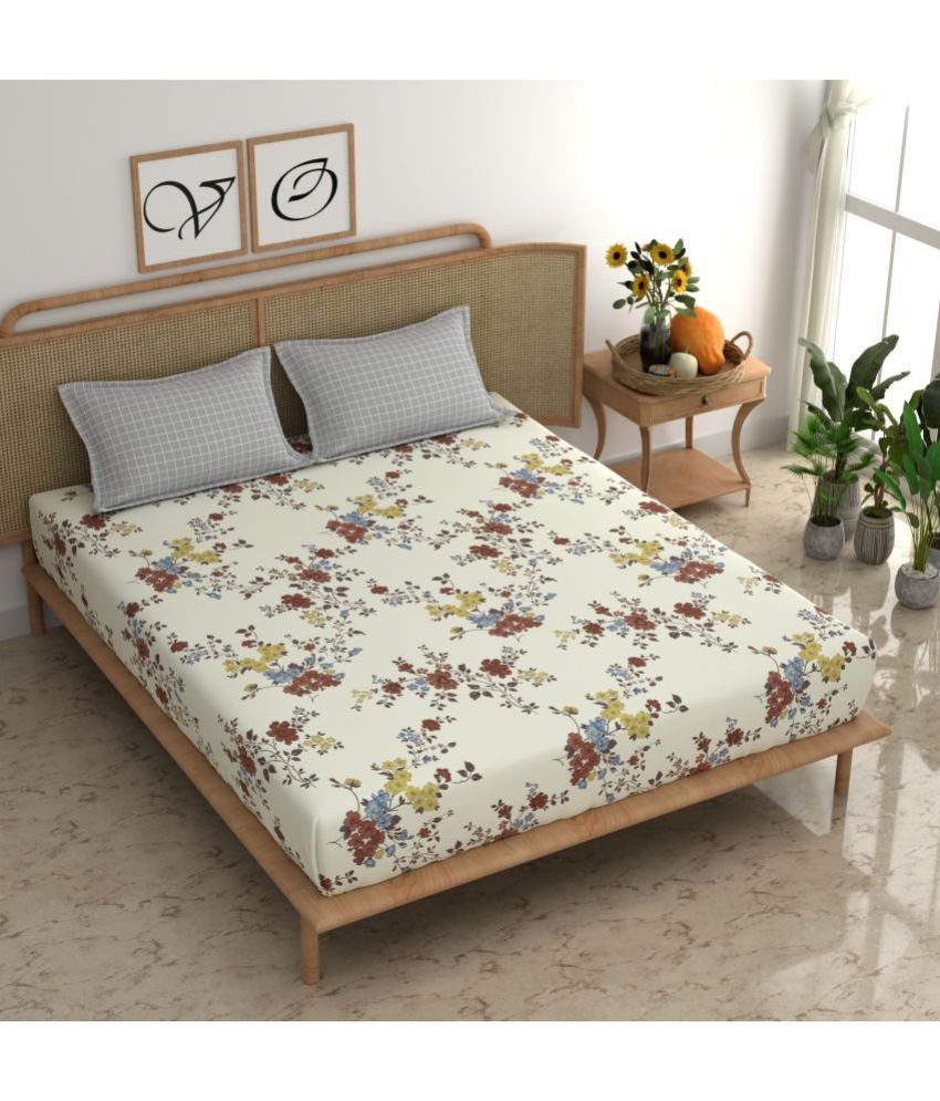     			chhavi india Cotton Floral 1 Double King Size Bedsheet with 2 Pillow Covers - White