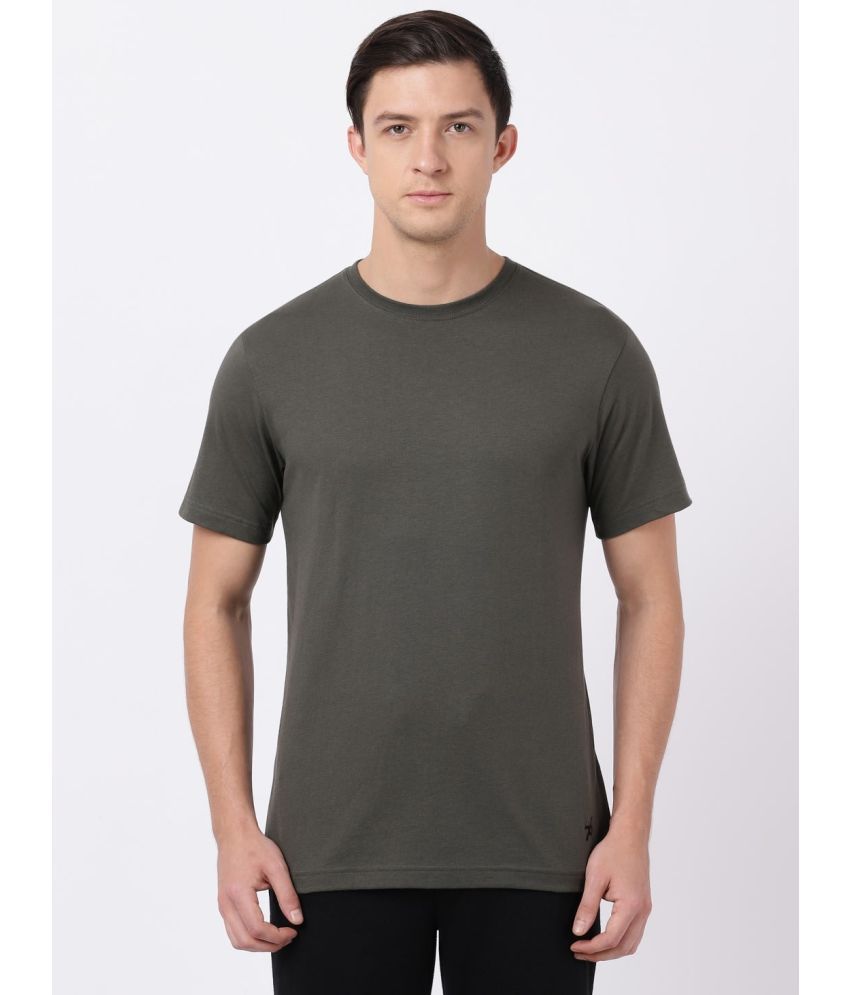     			Jockey 2714 Men's Super Combed Cotton Rich Solid Round Neck T-Shirt - Deep Olive