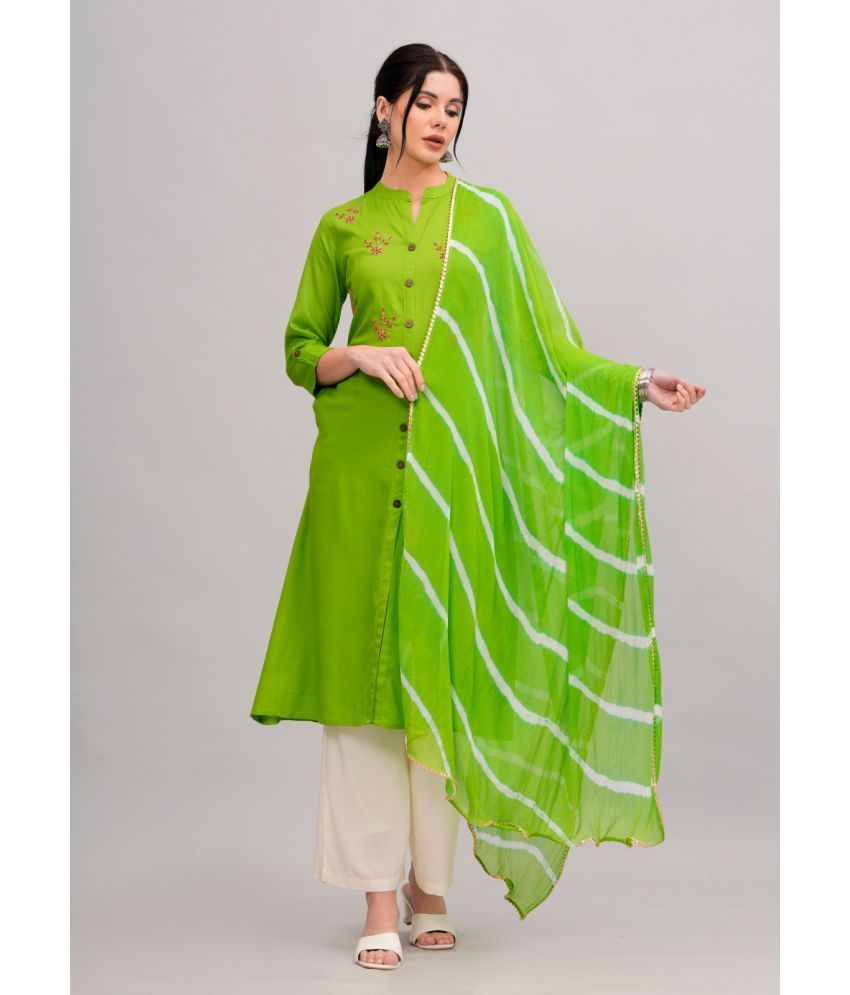     			MAUKA Rayon Solid Kurti With Palazzo Women's Stitched Salwar Suit - Green ( Pack of 1 )