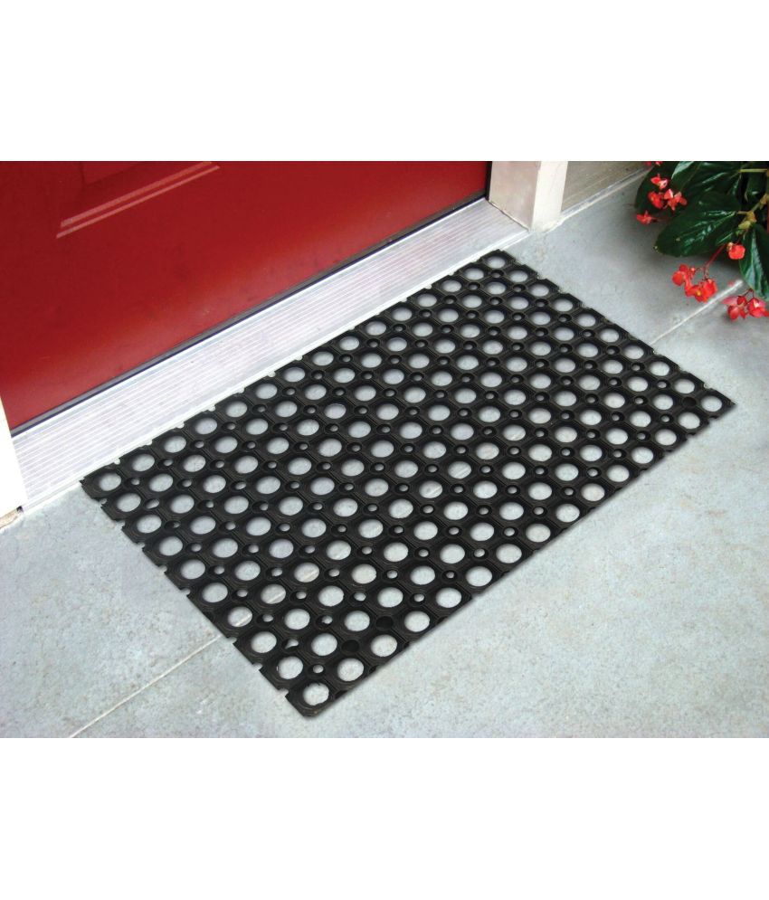     			Status - Anti-skid Rubber Door Mat ( 60 X 40 cm ) Set of 3 - Black