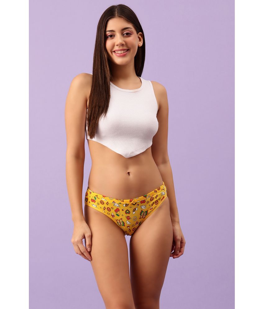     			Clovia Yellow Cotton Printed Women's Bikini ( Pack of 1 )