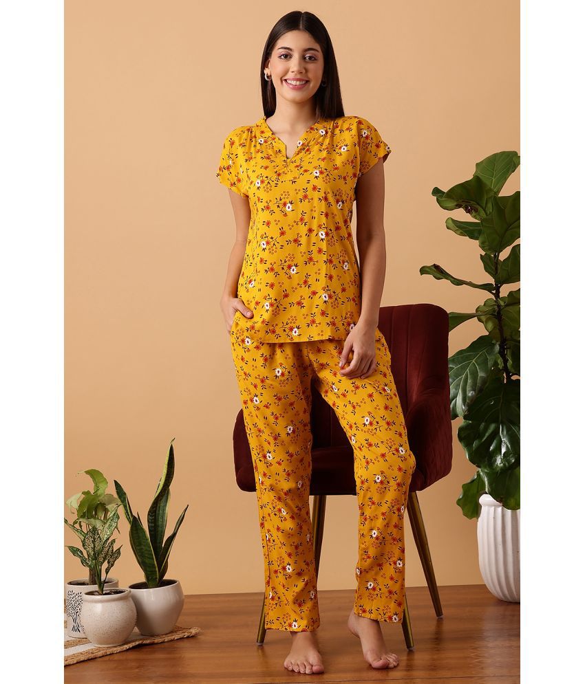     			Clovia Yellow Rayon Women's Nightwear Nightsuit Sets ( Pack of 2 )