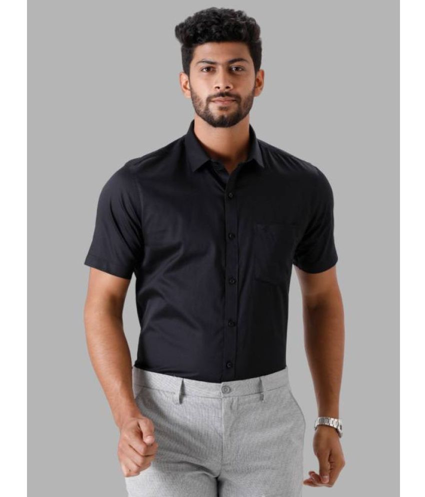     			Ramraj cotton Cotton Blend Slim Fit Solids Half Sleeves Men's Casual Shirt - Black ( Pack of 1 )