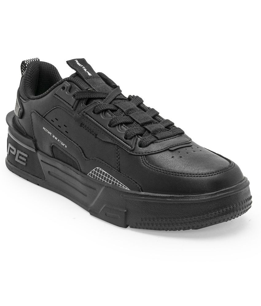     			Red Tape RSL041 Black Men's Sneakers