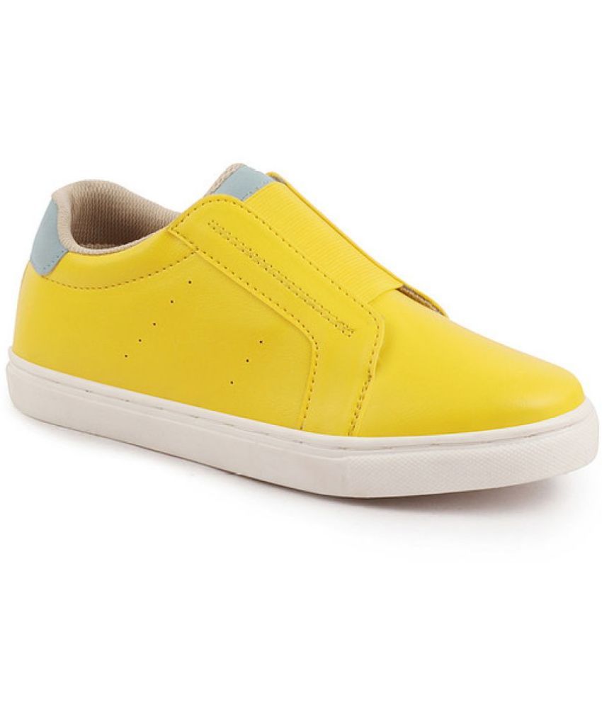     			Fausto Yellow Women's Sneakers