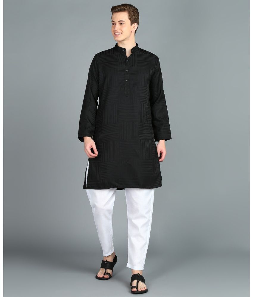     			Preen Black Cotton Blend Regular Fit Men's Kurta Pyjama Set ( Pack of 1 )