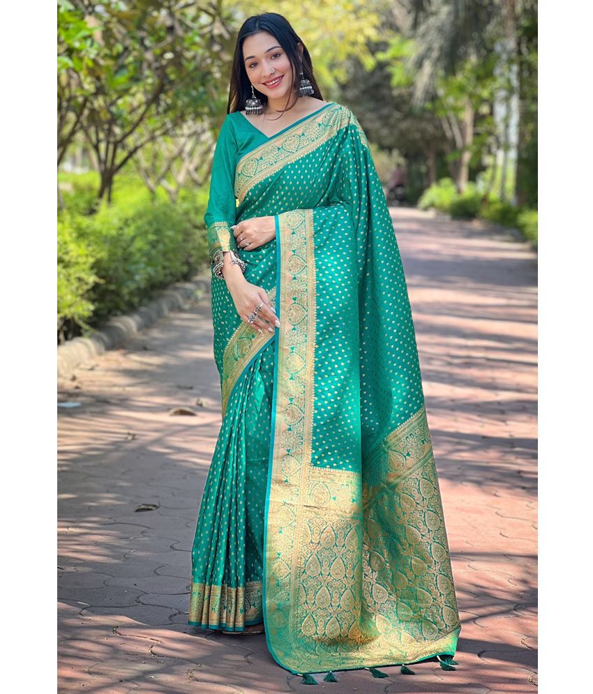     			ELITE WEAVES Satin Woven Saree With Blouse Piece - Green ( Pack of 1 )