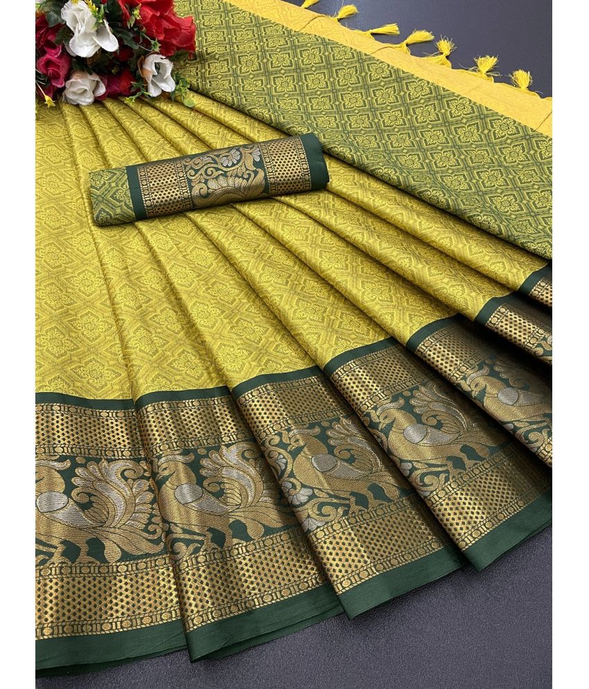    			JULEE Jacquard Embellished Saree With Blouse Piece - LightGreen ( Pack of 1 )
