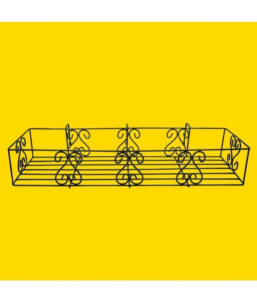     			10Club Black Metal Planter Stand ( Pack of 1 )