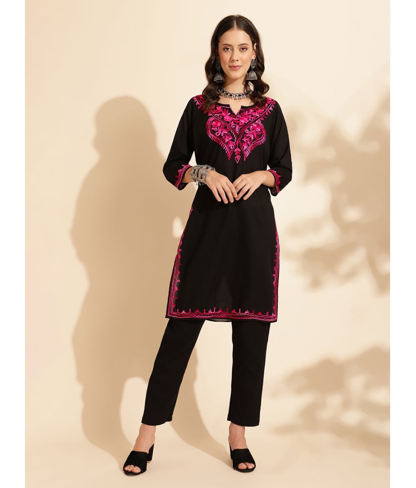     			Queenley Cotton Embroidered Straight Women's Kurti - Black ( Pack of 1 )