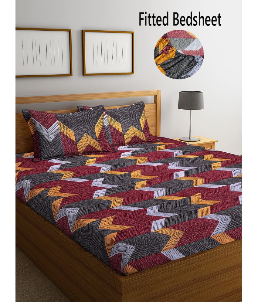     			FABINALIV Poly Cotton Geometric Fitted Fitted bedsheet with 2 Pillow Covers ( Double Bed ) - Maroon