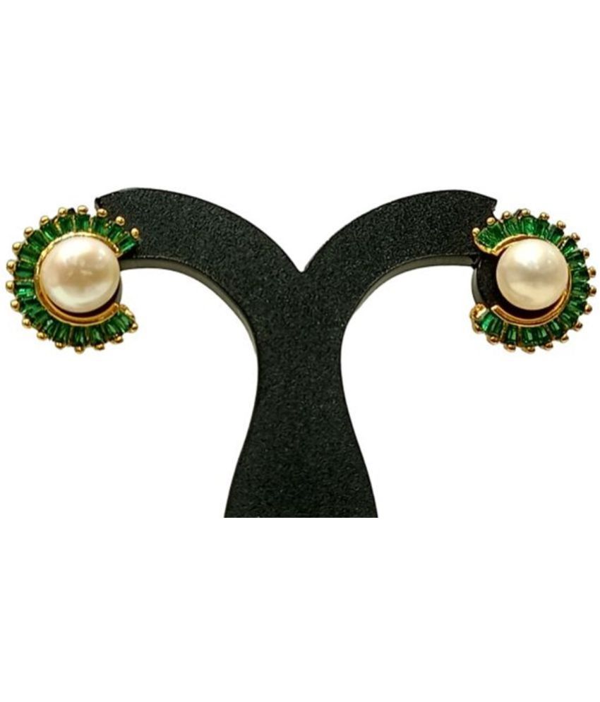     			Mannatraj Pearls & Jewellers Green Stud Earrings ( Pack of 1 )