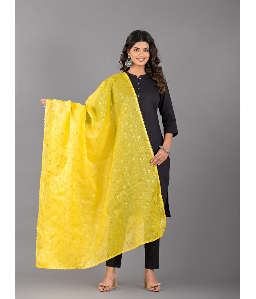     			Apratim Yellow Cotton Blend Women's Dupatta - ( Pack of 1 )