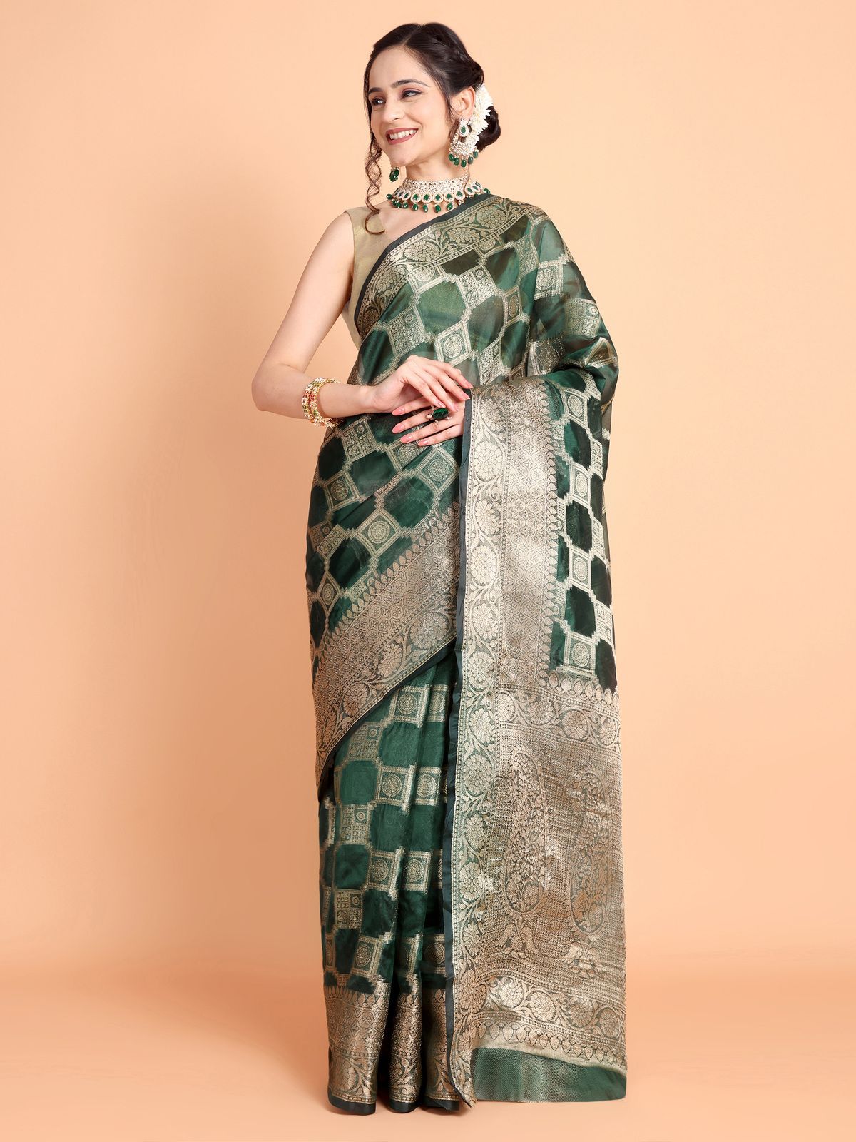     			Taslar Silk Blend Embellished Saree With Blouse Piece - Green ( Pack of 1 )