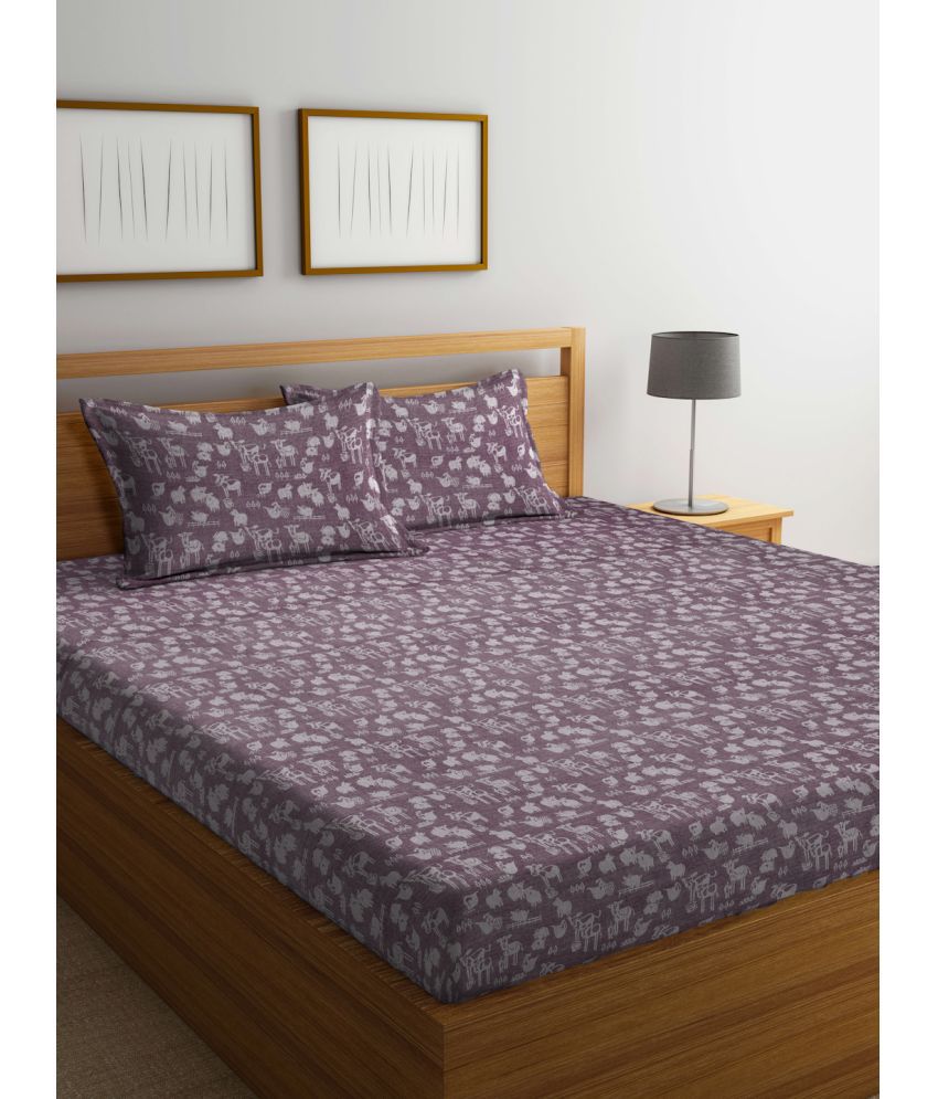     			FABINALIV Cotton Graphic 1 Double Bedsheet with 2 Pillow Covers - Maroon