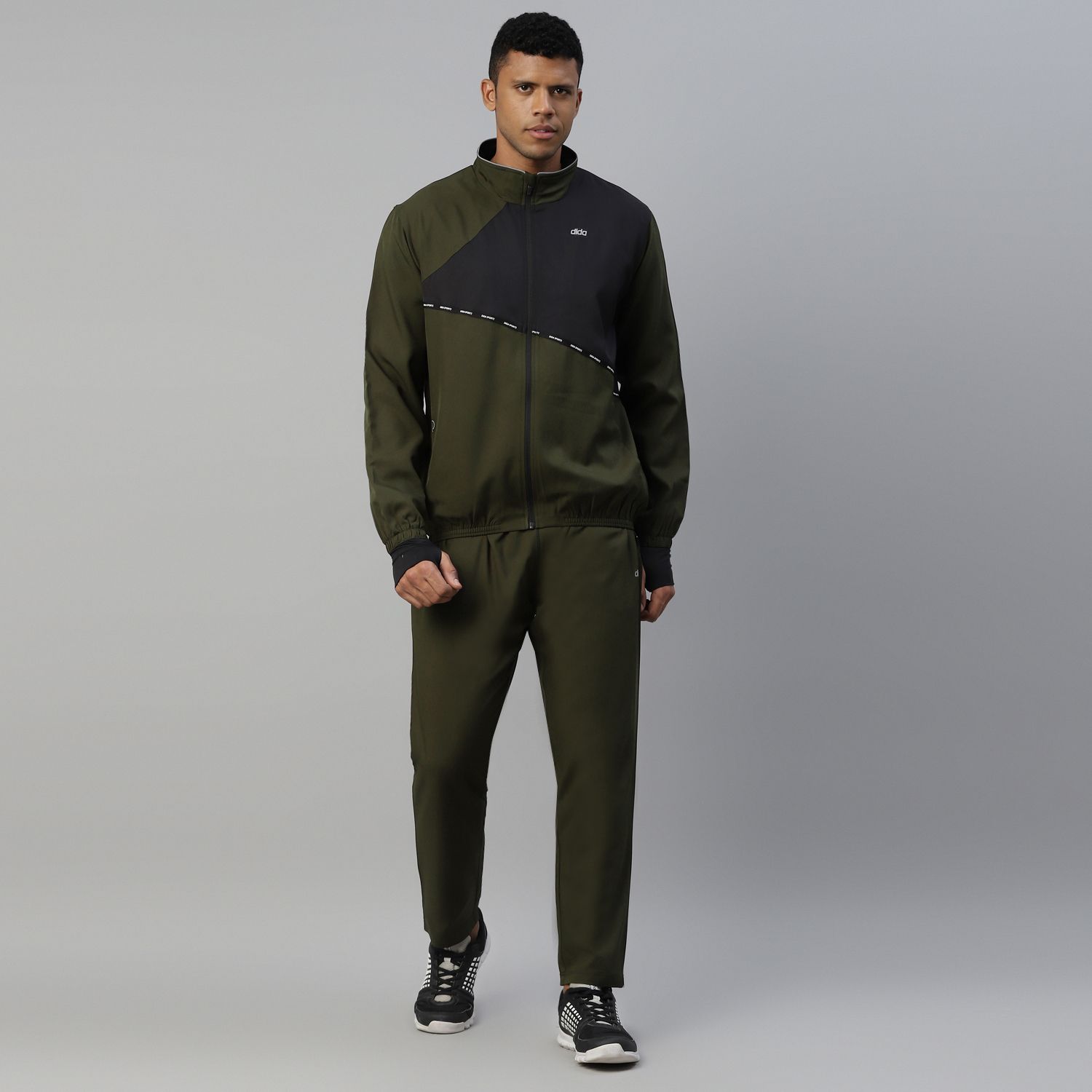     			Dida Sportswear Dark Green Polyester Regular Fit Colorblock Men's Sports Tracksuit ( Pack of 1 )